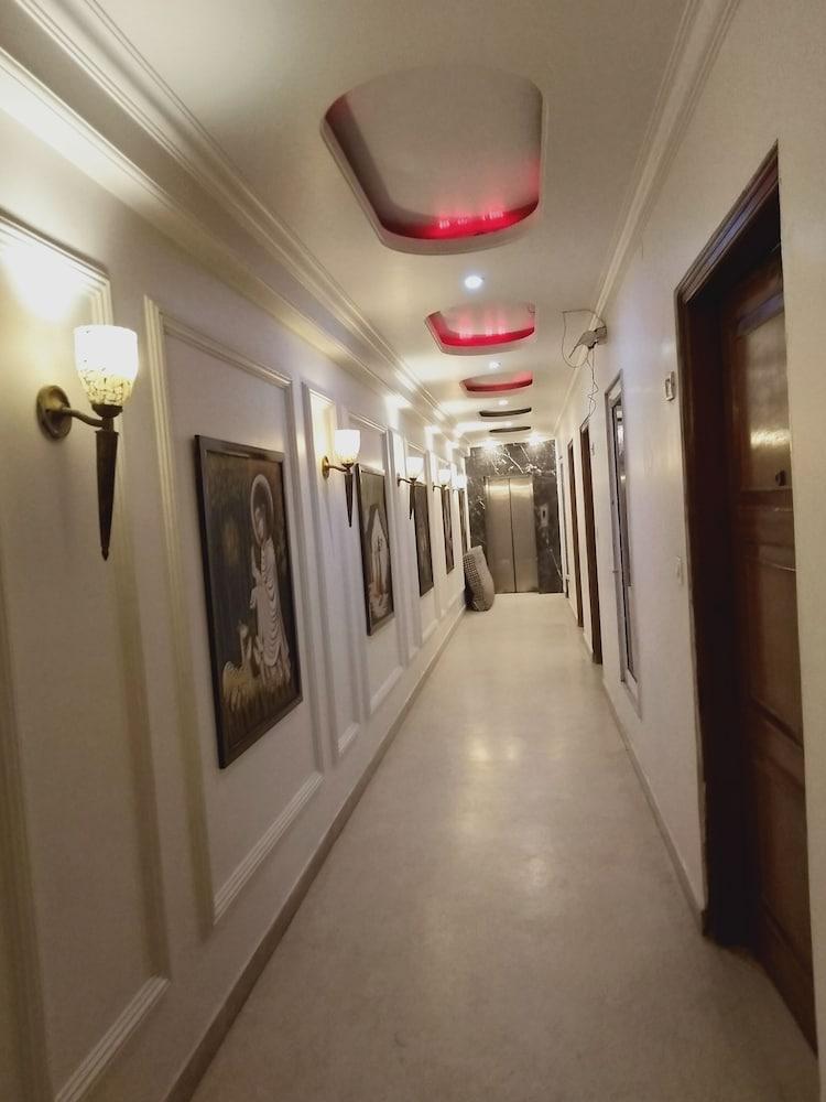 Hotel The Grace ニューデリー エクステリア 写真